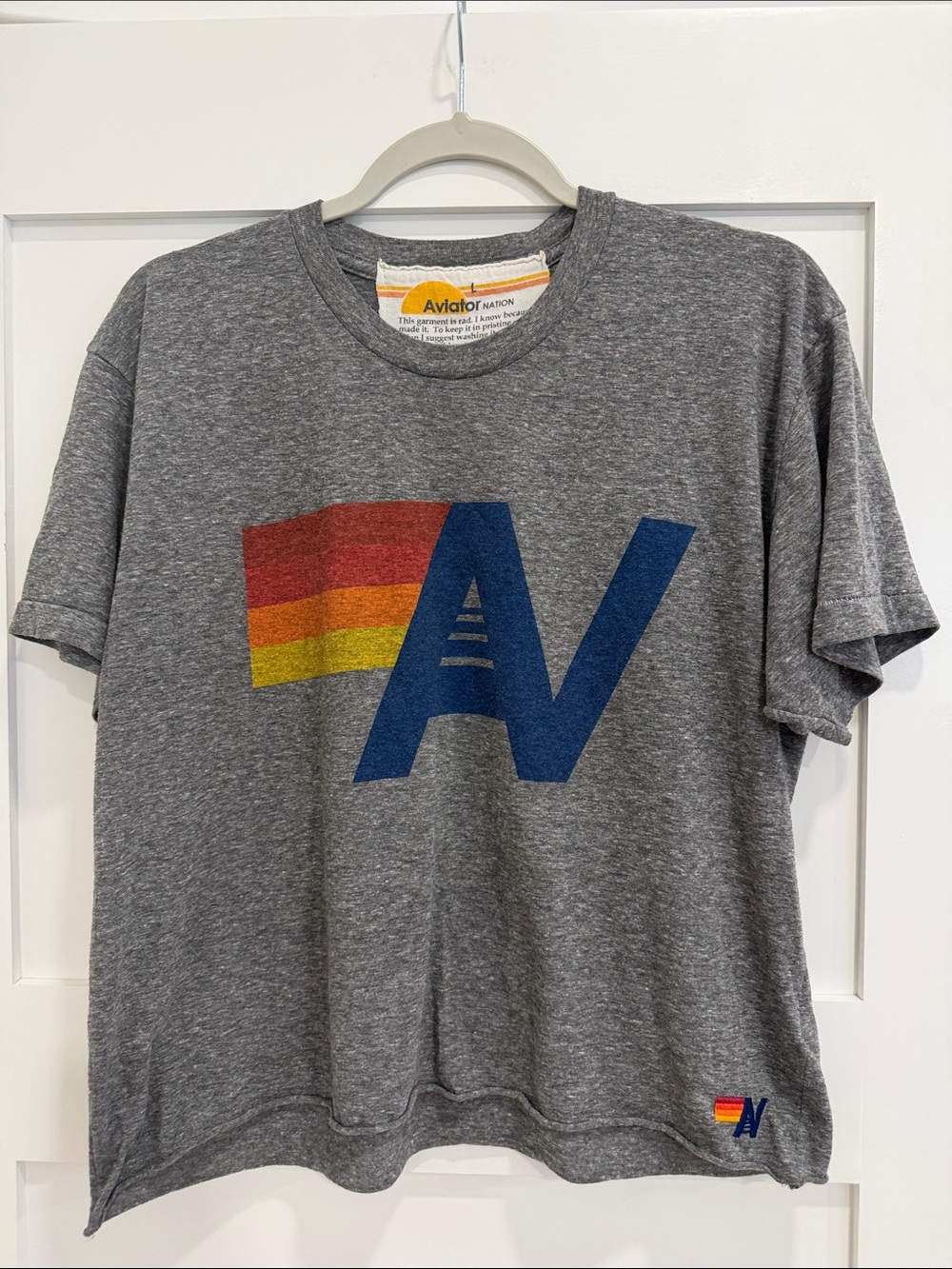 Aviator Nation Rainbow AV Logo T-Shirt Gray L Made in USA California